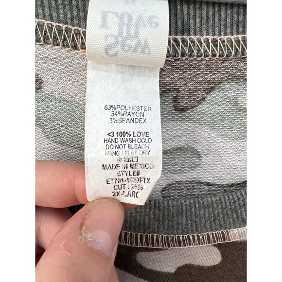 Sew in Love Camouflage Pullover Sweatshirt Womens 2X Green Army Comfort Relaxed - Picture 4 of 6
